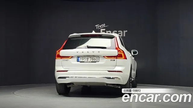 Вольво XC60 B5 Ultimate Bright — Фото автомобиля 4