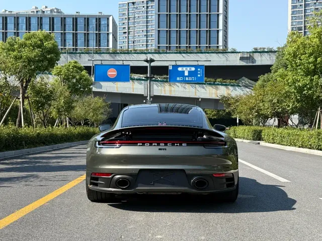 Porsche 911 — Фото автомобиля 5