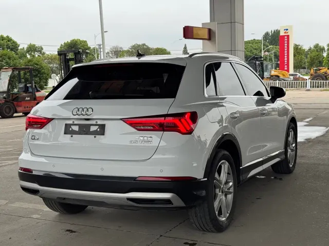 Audi Q3 — Фото автомобиля 22