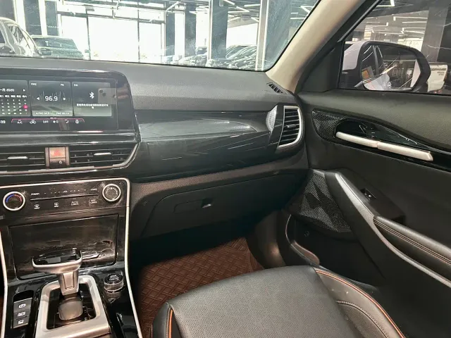 Kia Seltos — Фото автомобиля 27