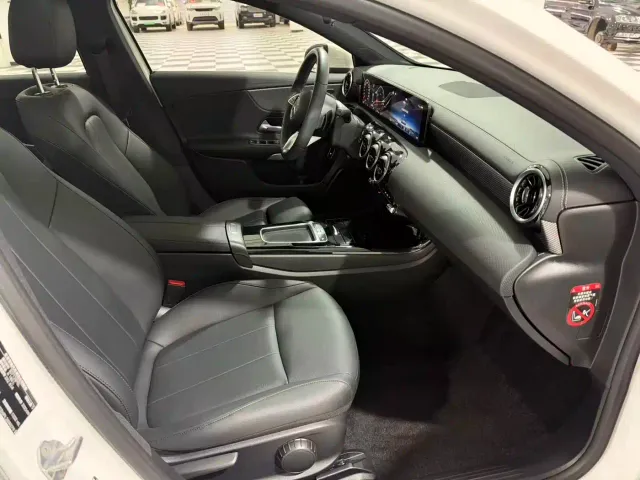 Mercedes-Benz A-Class — Фото автомобиля 18