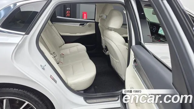 Hyundai Grandeur Grandeur (New) — Фото автомобиля 12