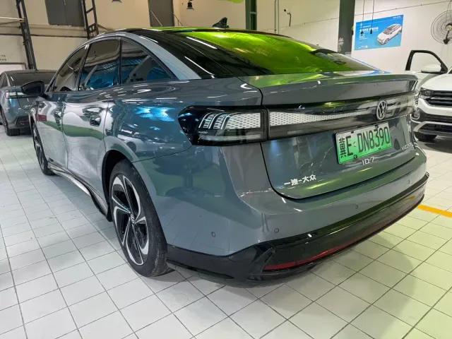 Volkswagen ID.7 Vizzion — Фото автомобиля 3