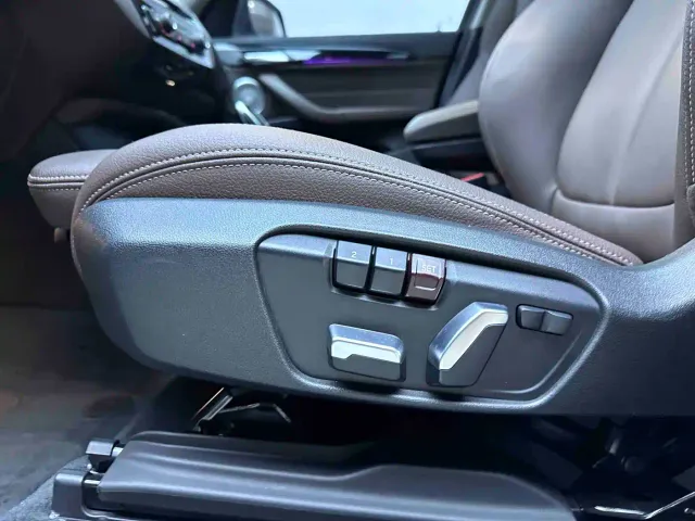 BMW BMW X1 2021 Facelift sDrive20Li Fashion — Фото автомобиля 16
