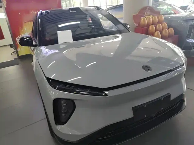 Nio ES6 — Фото автомобиля 3