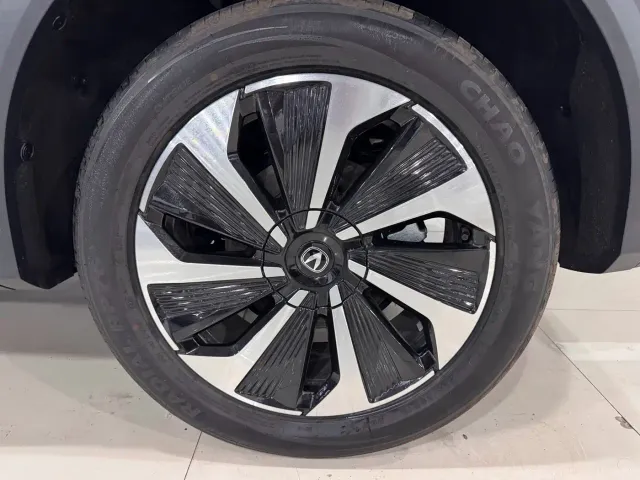 Changan CS75 Plus — Фото автомобиля 15