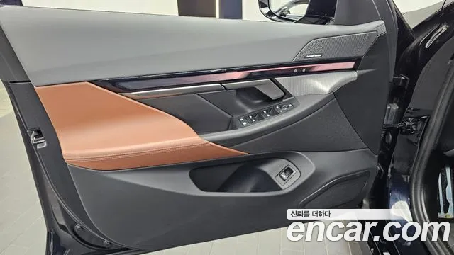 BMW i5 G60 — Фото автомобиля 13