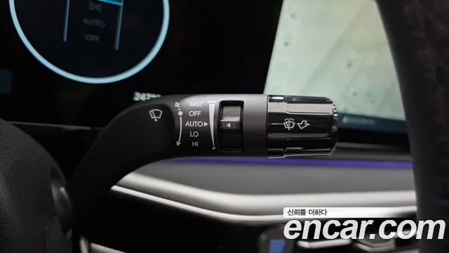 Hyundai Grandeur Grandeur (GN7) 2.5 Бензин 2WD — Фото автомобиля 14