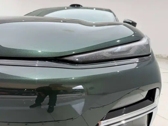Geely Galaxy Xingyao 8 — Фото автомобиля 9
