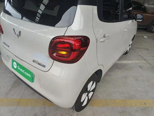 Wuling Hongguang Mini EV — Фото автомобиля 7