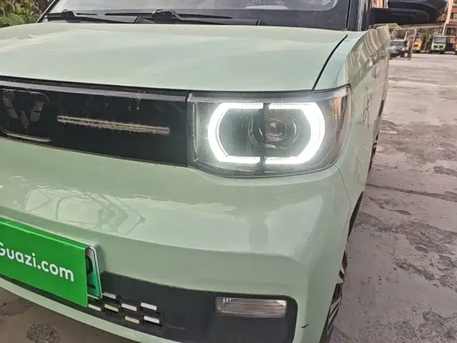Wuling Hongguang Mini EV — Фото автомобиля 23