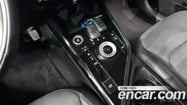 Kia Niro Niro (New) — Фото автомобиля 12