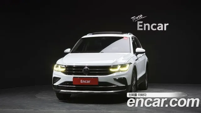 Volkswagen Tiguan — Фото автомобиля 3