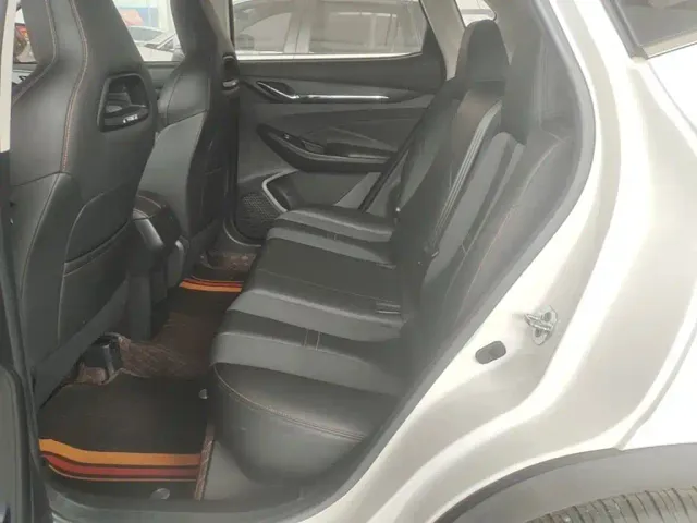 Changan Oushang X5 — Фото автомобиля 16