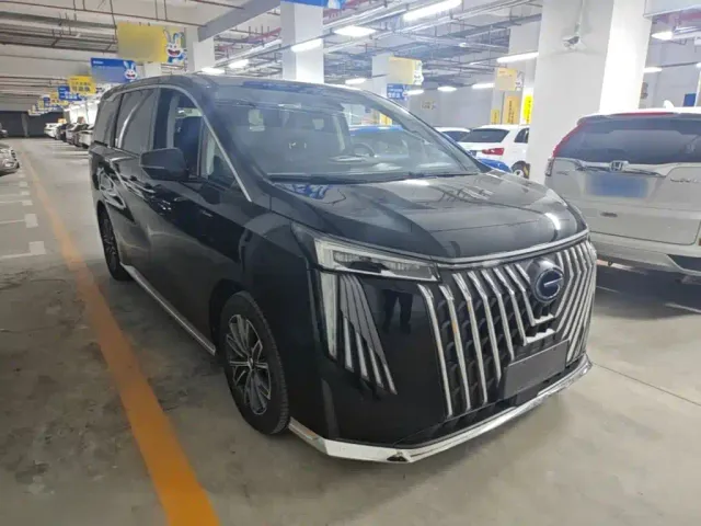 GAC Trumpchi M8 — Фото автомобиля 3
