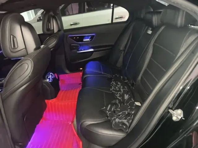 Mercedes-Benz C-Class — Фото автомобиля 16