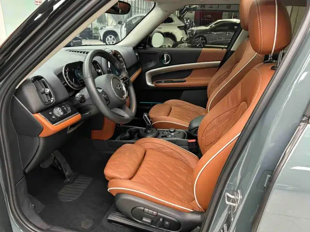 MINI Countryman — Фото автомобиля 16