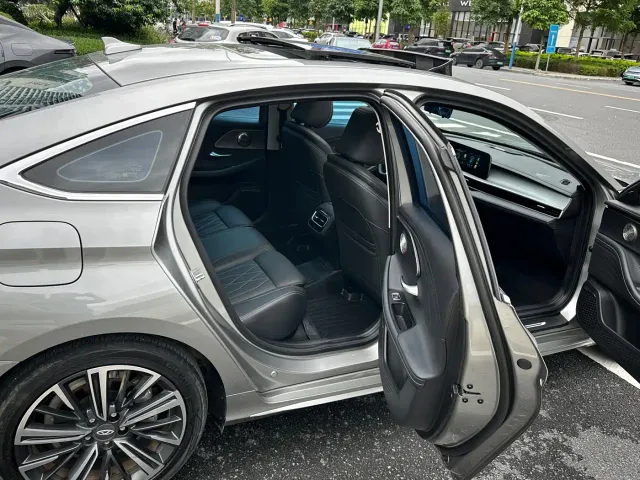 Chery Arrizo 8 — Фото автомобиля 10
