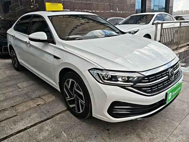 Volkswagen Sagitar — Фото автомобиля 3