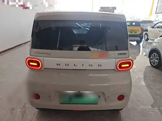 Wuling Hongguang Mini EV — Фото автомобиля 5