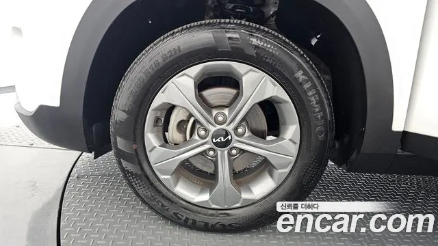 Kia Seltos Новый Seltos Бензин 2.0 2WD — Фото автомобиля 5