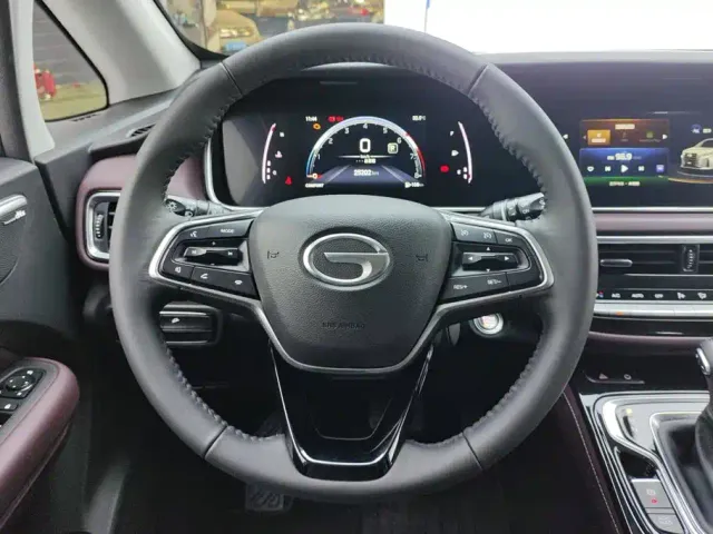 GAC Trumpchi M6 — Фото автомобиля 15