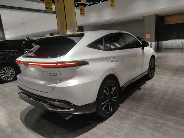 Toyota Venza — Фото автомобиля 6