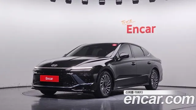 Фотография автомобиля — Hyundai Sonata DN8