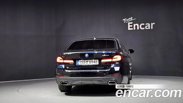 BMW 5-Series 5 серия (G30) — Фото автомобиля 4