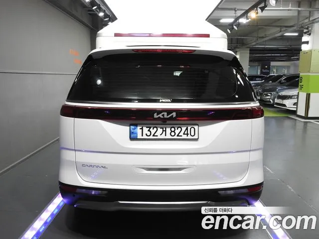 Kia Canival Carnival 4 поколение Бензин 7 мест Noblesse — Фото автомобиля 4
