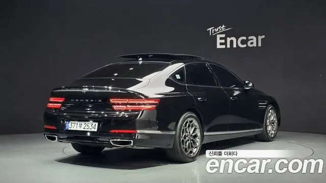 Genesis G80 Бензин 2.5 турбо AWD — Фото автомобиля 2