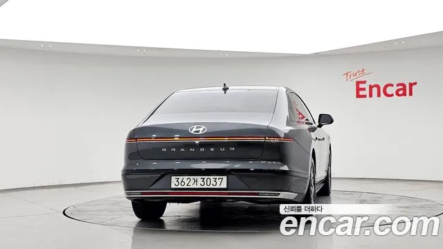 Hyundai Grandeur GN7 — Фото автомобиля 4
