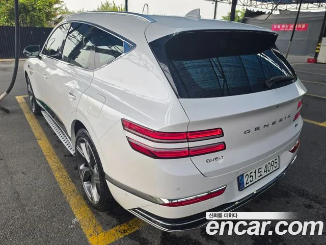 Genesis GV80 — Фото автомобиля 4