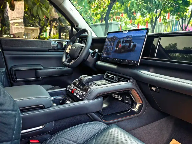 BYD FangChengBao Leopard 5 — Фото автомобиля 12