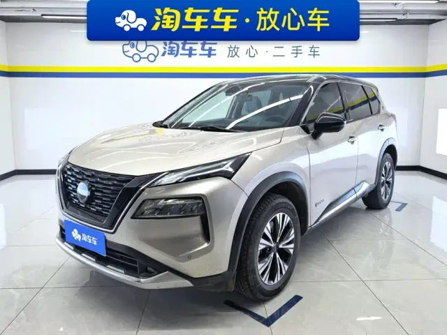 Фотография автомобиля — Nissan X-Trail
