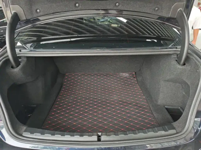 BMW 3 Series — Фото автомобиля 14