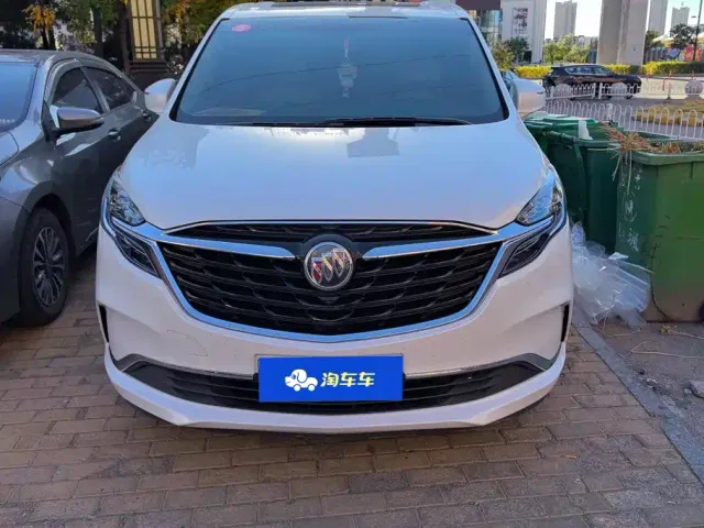 Buick GL8 — Фото автомобиля 2