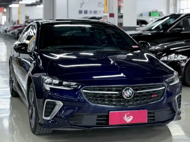 Buick Regal — Фото автомобиля 3