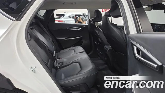 Kia EV6 — Фото автомобиля 11