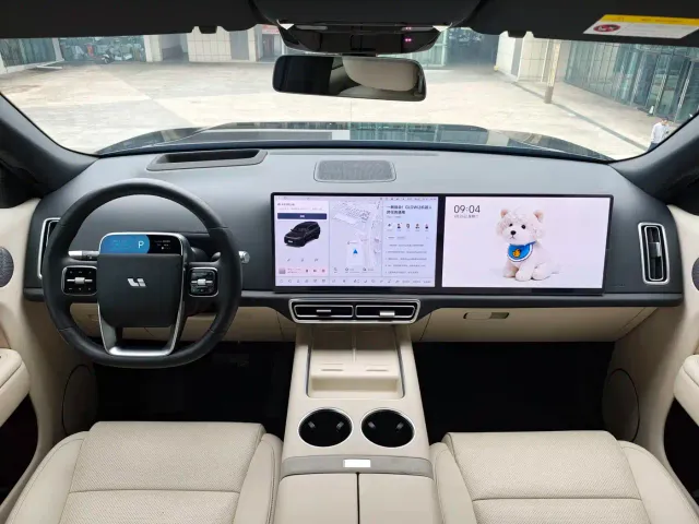 Li Auto L9 — Фото автомобиля 13