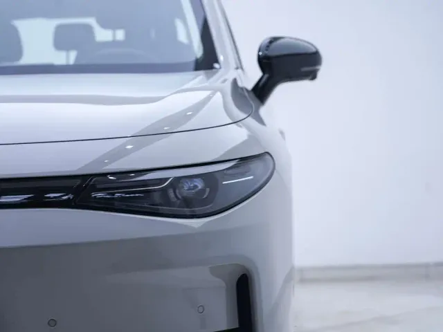 Leapmotor Leapmotor C10 2024 530 Smart Edition — Фото автомобиля 5