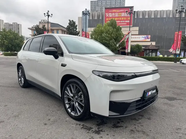 Leapmotor Leapmotor C10 2024 530 Comfort Edition — Фото автомобиля 3