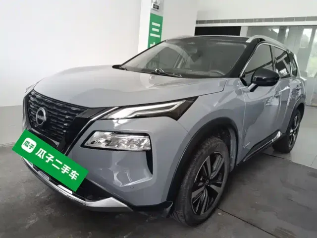Фотография автомобиля — Nissan X-Trail