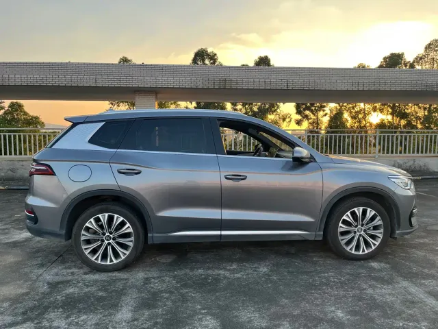 BYD Song Pro — Фото автомобиля 7
