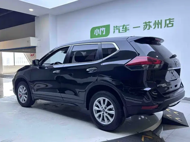 Nissan X-Trail — Фото автомобиля 4
