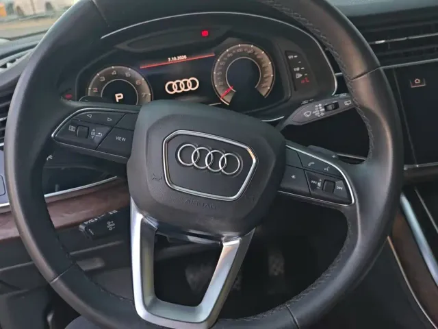 Audi Q7 — Фото автомобиля 5