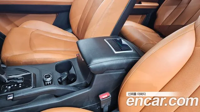 KG_Mobility_Ssangyong Rexton Новый Rexton Sport Khan Дизель 2.2 4WD — Фото автомобиля 30