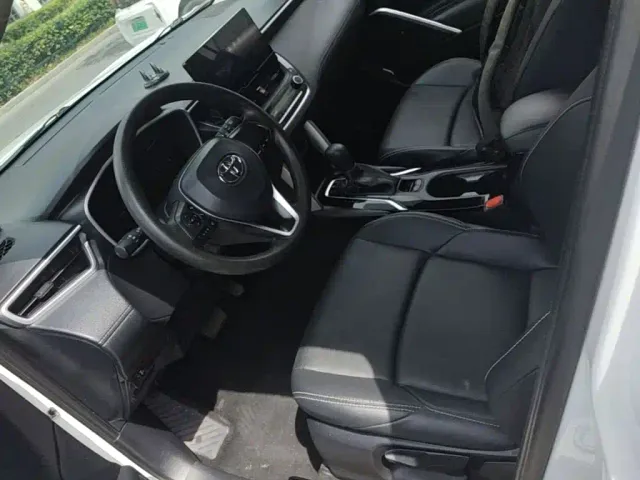Toyota Frontlander — Фото автомобиля 14