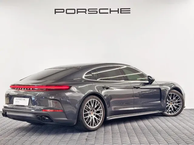 Porsche Panamera — Фото автомобиля 5