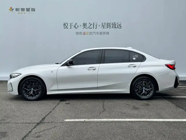 BMW 3 Series — Фото автомобиля 3